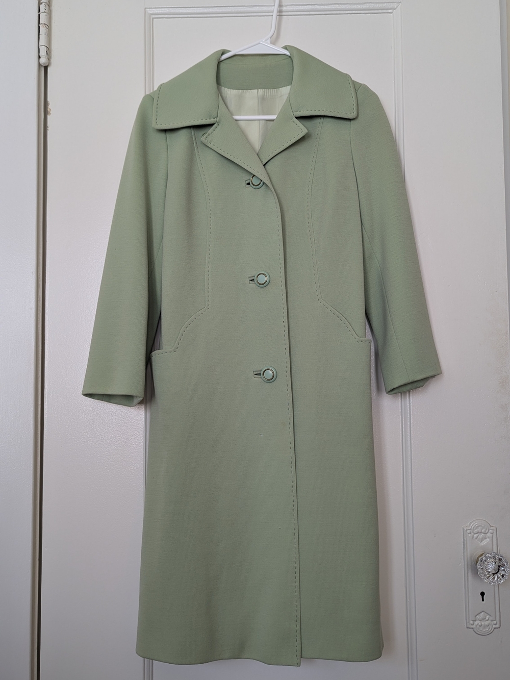 1970 Vintage "Fashionbilt Coats For All Seasons" Mint Green Women's Trench Coat
